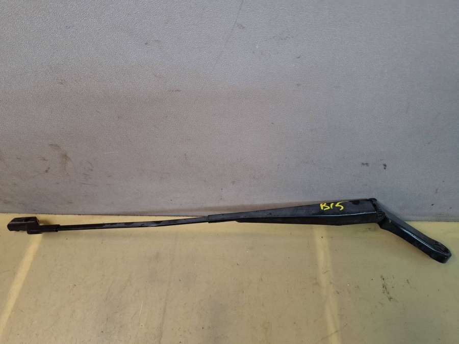 Поводок стеклоочистителя правый правой Volkswagen Jetta 2019г. | Фото № 2 Поводок стеклоочистителя правый правой Volkswagen Jetta 2019г. - Фото 2