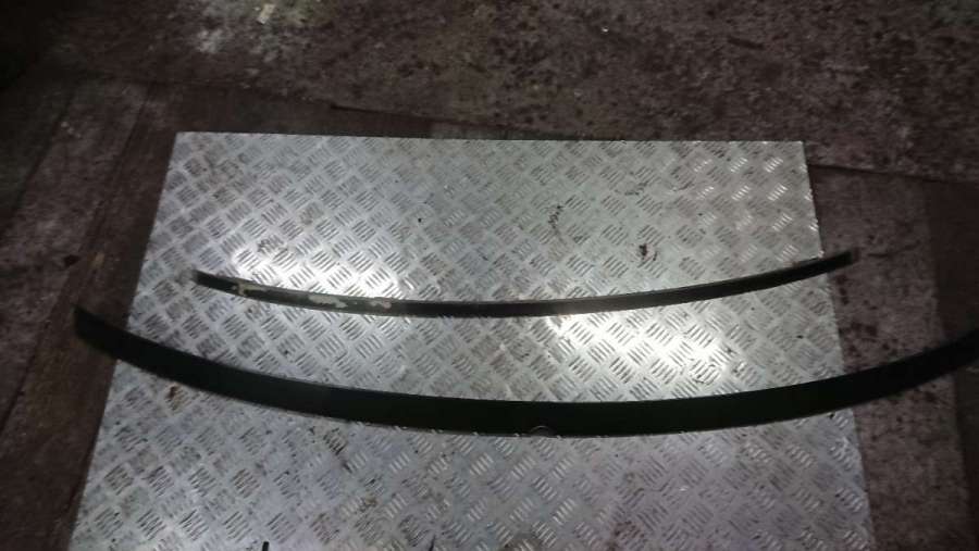 Молдинг лобового стекла Mercedes 190 W201 1985г. | Фото № 3 Молдинг лобового стекла Mercedes 190 W201 1985г. - Фото 3