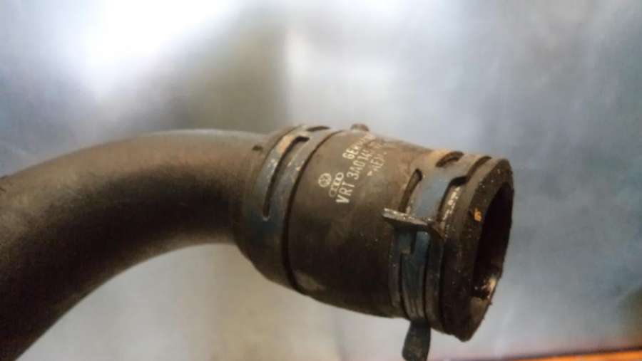 7M0145958F 95VW10C352BC 3A0145972A Патрубок интеркулера  Volkswagen Sharan 1 поколение 1996г. | Фото № 2  7M0145958F 95VW10C352BC 3A0145972A Патрубок интеркулера  Volkswagen Sharan 1 поколение 1996г. - Фото 2