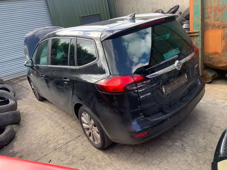 Защита арок (защита крыла, подкрылок) задняя левая  OPEL ZAFIRA C 0000г. | Фото № 6   Защита арок (защита крыла, подкрылок) задняя левая  OPEL ZAFIRA C 0000г. - Фото 6
