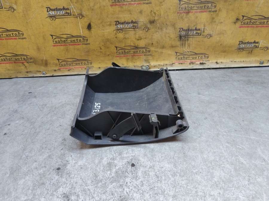 Бардачок Seat Alhambra Минивэн 2005г. | Фото № 5 Бардачок Seat Alhambra Минивэн 2005г. - Фото 5