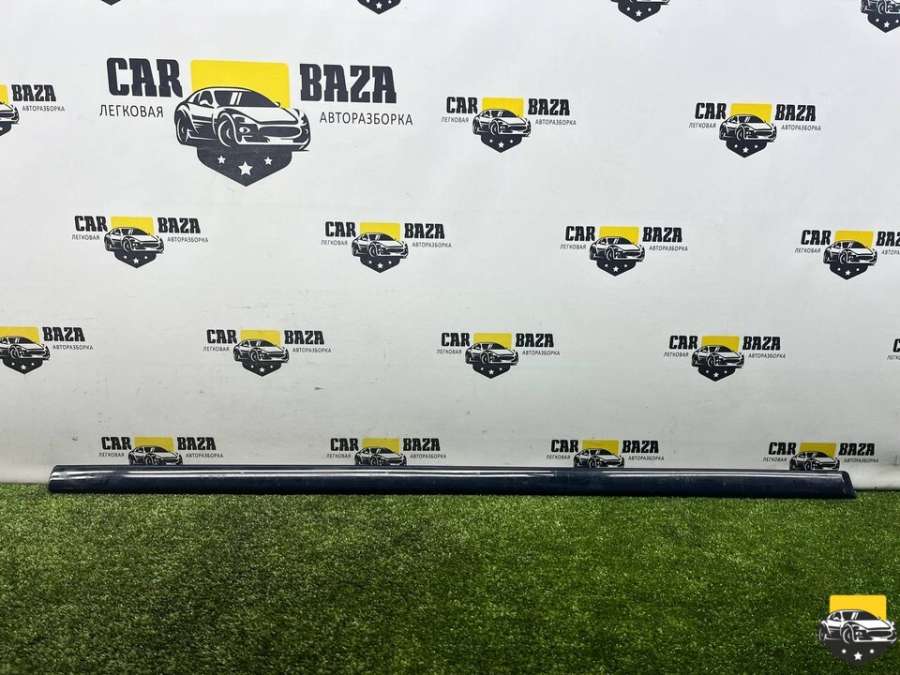 7004023 Молдинг двери передней левой  BMW 5 E39 2002г. | Фото № 1  7004023 Молдинг двери передней левой  BMW 5 E39 2002г. - Фото 1