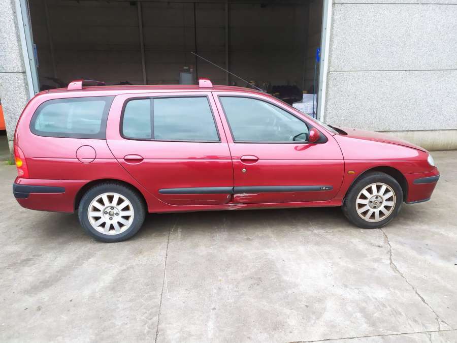 Амортизатор задний левый Renault Megane 1 (1995-2003) Универсал 2000г. | Фото № 12 Амортизатор задний левый Renault Megane 1 (1995-2003) Универсал 2000г. - Фото 12