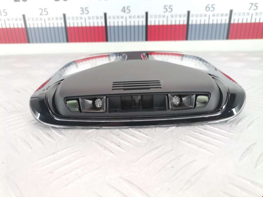 28725728 Плафон салонный BMW 5-Series (G30/G31/G38) (2017-2023) Седан 2019г. | Фото № 2 28725728 Плафон салонный BMW 5-Series (G30/G31/G38) (2017-2023) Седан 2019г. - Фото 2