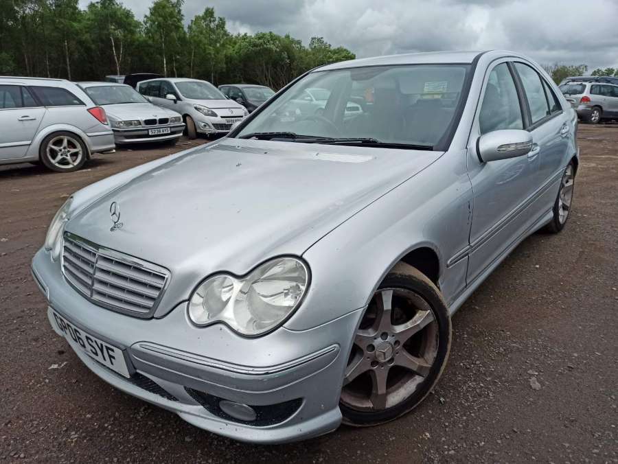 Насос вакуумный Mercedes C-Class (W203) (2000-2008) Седан 2006г. | Фото № 6 Насос вакуумный Mercedes C-Class (W203) (2000-2008) Седан 2006г. - Фото 6