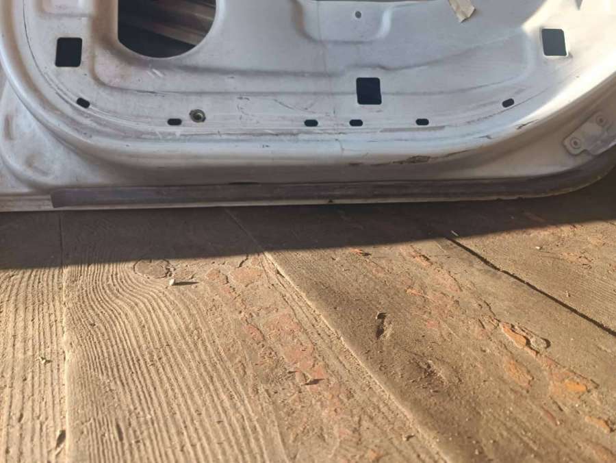 Дверь задняя правая Renault Scenic 2 2004г. | Фото № 3 Дверь задняя правая Renault Scenic 2 2004г. - Фото 3