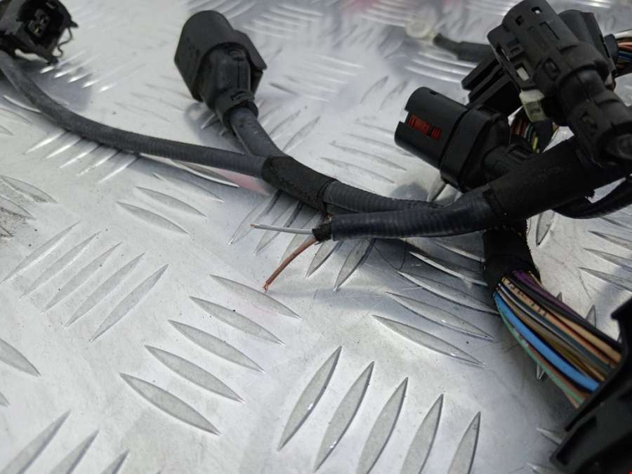 8514877 Проводка (жгут проводов) BMW 5-Series (F07/F10/F11/F18) (2009-2017) Седан 2011г. | Фото № 6 8514877 Проводка (жгут проводов) BMW 5-Series (F07/F10/F11/F18) (2009-2017) Седан 2011г. - Фото 6