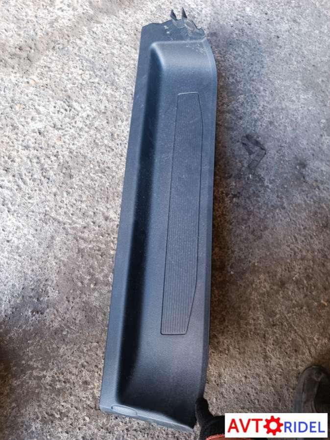 Подножка (усилитель подножки) Volkswagen Caddy 4 поколение (2015-2023) 2021г. | Фото № 5 Подножка (усилитель подножки) Volkswagen Caddy 4 поколение (2015-2023) 2021г. - Фото 5