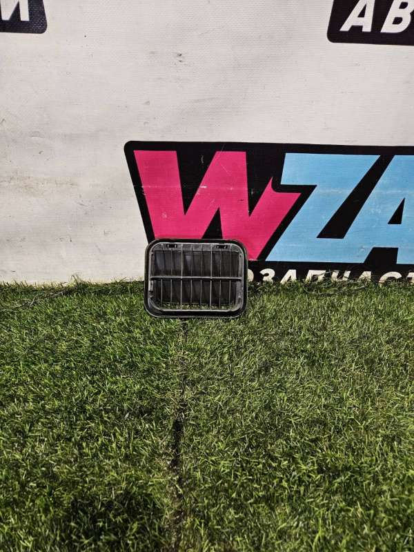 2F2AB280B62AB Решетка вентиляции кузова  Tesla Model 2017г. | Фото № 5  2F2AB280B62AB Решетка вентиляции кузова  Tesla Model 2017г. - Фото 5