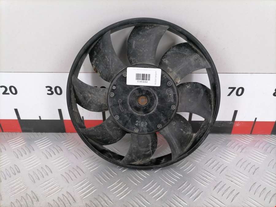 Крыльчатка вентилятора Audi A6 C5 (1997-2005) Седан 2001г. | Фото № 1 Крыльчатка вентилятора Audi A6 C5 (1997-2005) Седан 2001г. - Фото 1