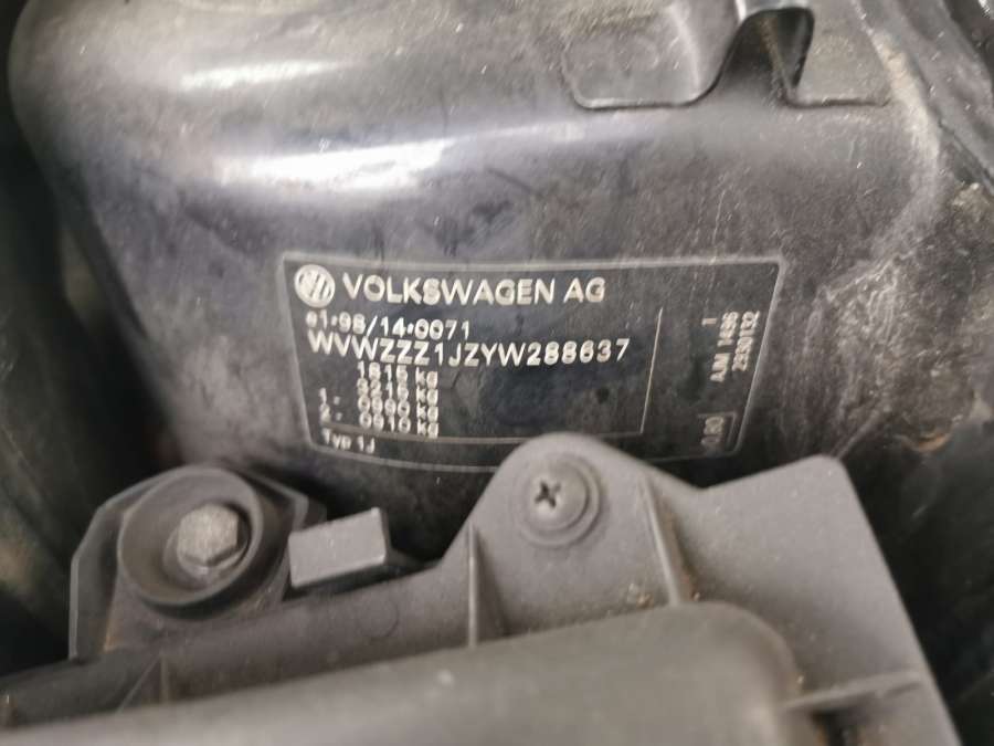 1J4853753B Накладка декоративная (молдинг) двери задней левой Volkswagen Golf 4 (1997-2004) Хетчбэк 5дв. 1999г. | Фото № 9 1J4853753B Накладка декоративная (молдинг) двери задней левой Volkswagen Golf 4 (1997-2004) Хетчбэк 5дв. 1999г. - Фото 9