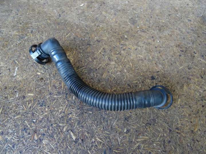 03L103493G Гофра инжектора Audi A3 8P (2003-2005) 2003г. | Фото № 1 03L103493G Гофра инжектора Audi A3 8P (2003-2005) 2003г. - Фото 1