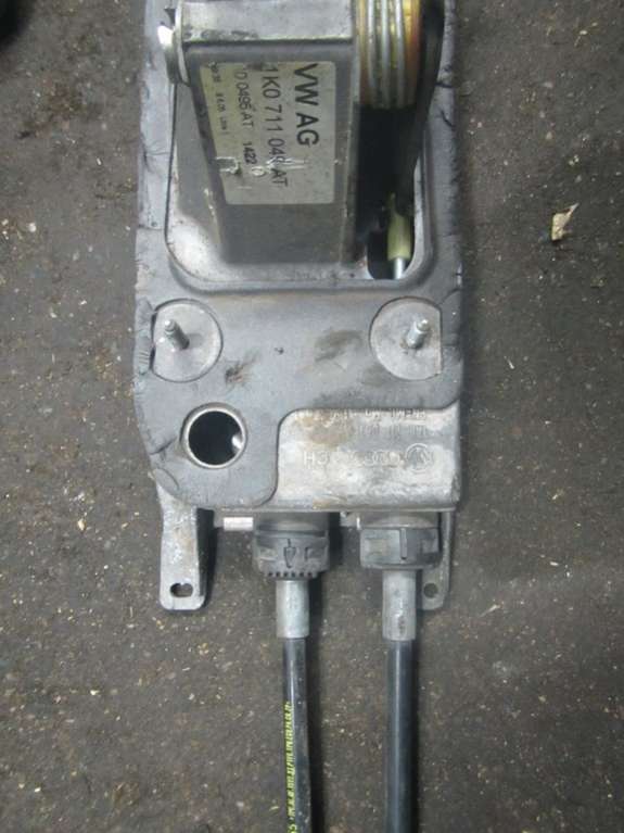 7k07112651k0711266 Кулиса Volkswagen Golf 2006г. | Фото № 4 7k07112651k0711266 Кулиса Volkswagen Golf 2006г. - Фото 4