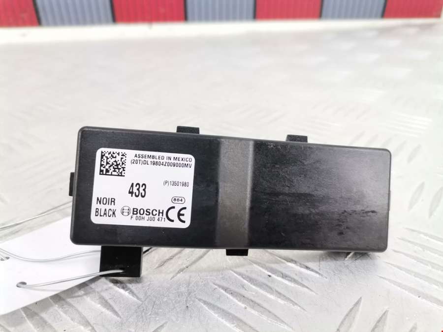 F00HJ00471 Блок управления центральным замком Opel Insignia 1 (2008-2017) Хетчбэк 5дв. 2010г. | Фото № 1 F00HJ00471 Блок управления центральным замком Opel Insignia 1 (2008-2017) Хетчбэк 5дв. 2010г. - Фото 1