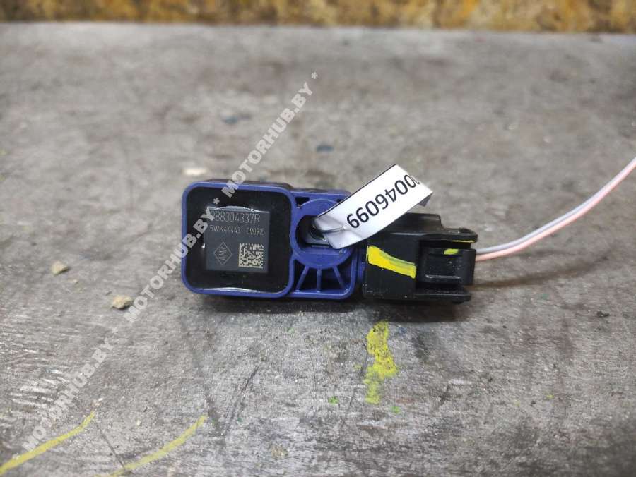 988304337R Датчик удара Renault Sandero 2015г. | Фото № 1 988304337R Датчик удара Renault Sandero 2015г. - Фото 1