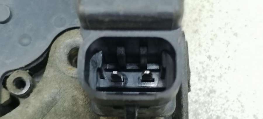 Замок двери задней правой  Daewoo Lanos T100 хетчбэк 5 дв. 1999г. | Фото № 4   Замок двери задней правой  Daewoo Lanos T100 хетчбэк 5 дв. 1999г. - Фото 4