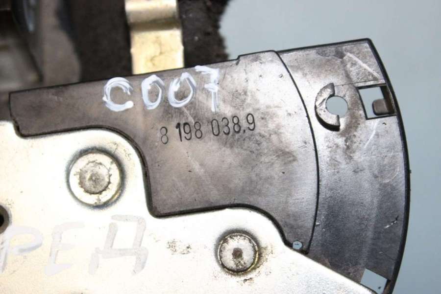 6L6827573 Замок двери передней правой BMW 3 E36 1997г. | Фото № 4 6L6827573 Замок двери передней правой BMW 3 E36 1997г. - Фото 4