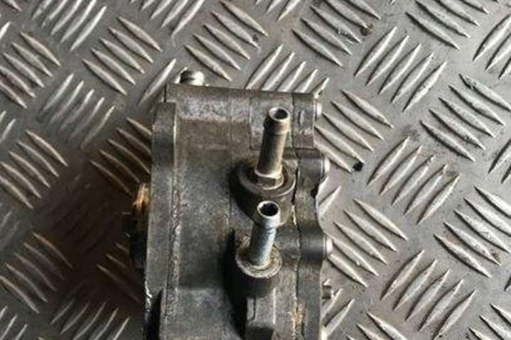 03G145209 Насос вакуумный Audi A4 B7 (2004-2008) 2004г. | Фото № 3 03G145209 Насос вакуумный Audi A4 B7 (2004-2008) 2004г. - Фото 3