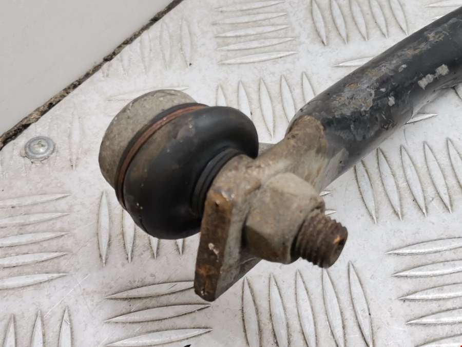 Стабилизатор подвески передний (поперечной устойчивости) Volkswagen Passat 7 (2012-2015) Седан 2011г. | Фото № 7 Стабилизатор подвески передний (поперечной устойчивости) Volkswagen Passat 7 (2012-2015) Седан 2011г. - Фото 7