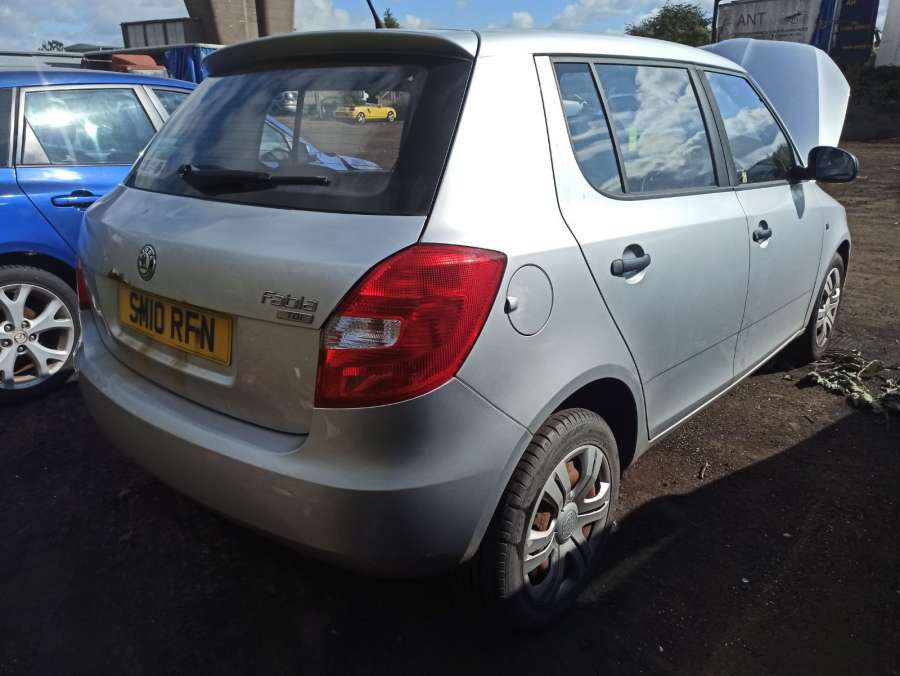 03L253016H Турбина Skoda Fabia 2 (5J) (2007-2014) Хетчбэк 5дв. 2010г. | Фото № 14 03L253016H Турбина Skoda Fabia 2 (5J) (2007-2014) Хетчбэк 5дв. 2010г. - Фото 14