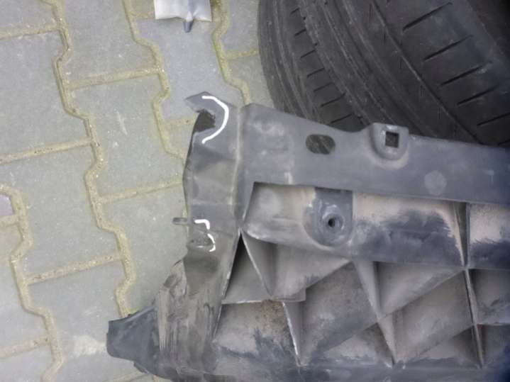 6V0805588B Передняя панель крепления облицовки (телевизор)  Skoda Fabia 3 поколение (2014-2018) 2014г. | Фото № 4  6V0805588B Передняя панель крепления облицовки (телевизор)  Skoda Fabia 3 поколение (2014-2018) 2014г. - Фото 4