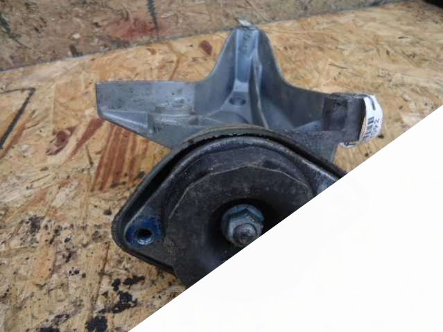 8D0399113AT Кронштейн КПП Volkswagen Passat Седан 2003г. | Фото № 6 8D0399113AT Кронштейн КПП Volkswagen Passat Седан 2003г. - Фото 6