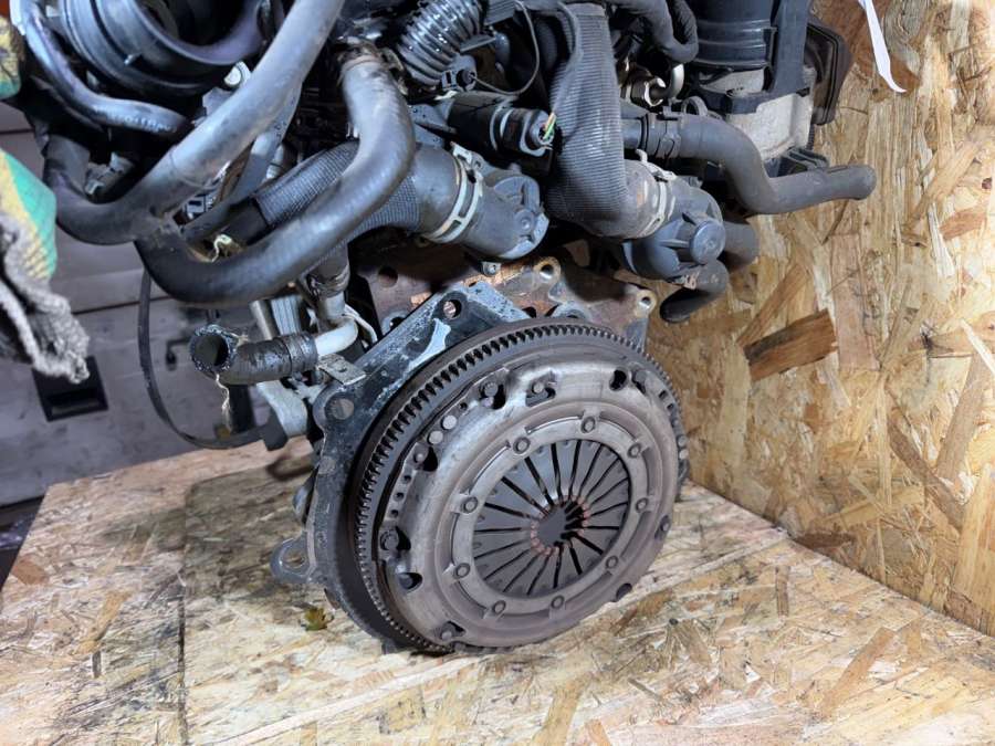 CAX Двигатель Volkswagen Golf 6 2009г. | Фото № 4 CAX Двигатель Volkswagen Golf 6 2009г. - Фото 4