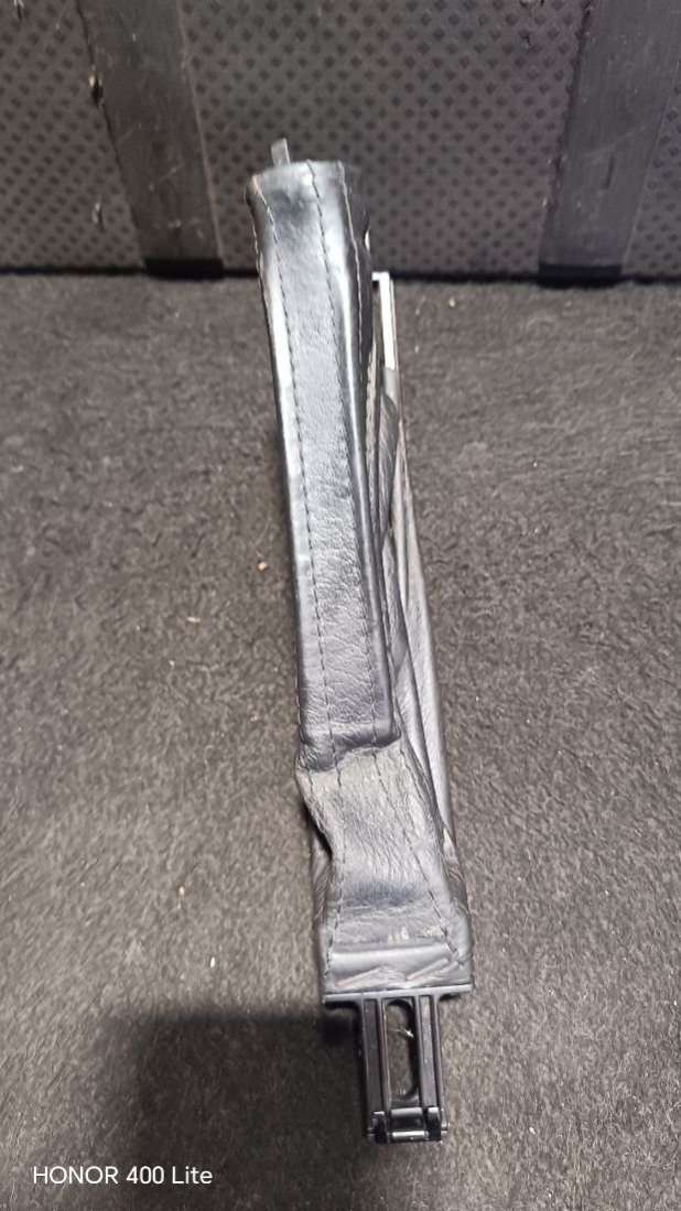 Чехол рычага ручного тормоза (ручника) Audi A6 C4 (S6,RS6) 1996г. | Фото № 6 Чехол рычага ручного тормоза (ручника) Audi A6 C4 (S6,RS6) 1996г. - Фото 6