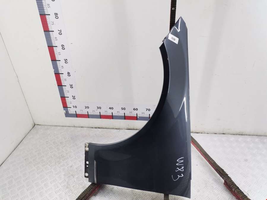 Крыло переднее левое Mercedes C-Class (W204) (2006-2015) Седан 2009г. | Фото № 1 Крыло переднее левое Mercedes C-Class (W204) (2006-2015) Седан 2009г. - Фото 1