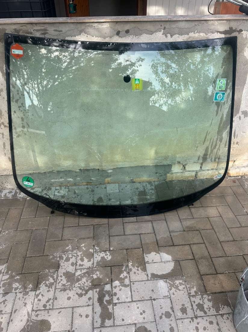 Лобовое стекло Ford Galaxy 1 1998г. | Фото № 1 Лобовое стекло Ford Galaxy 1 1998г. - Фото 1