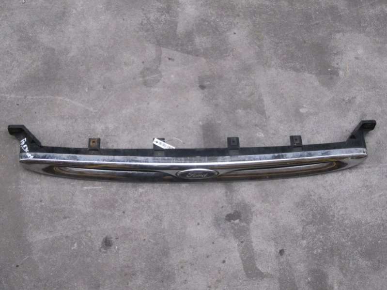 Решетка радиатора Ford Escort 1995г. | Фото № 1 Решетка радиатора Ford Escort 1995г. - Фото 1