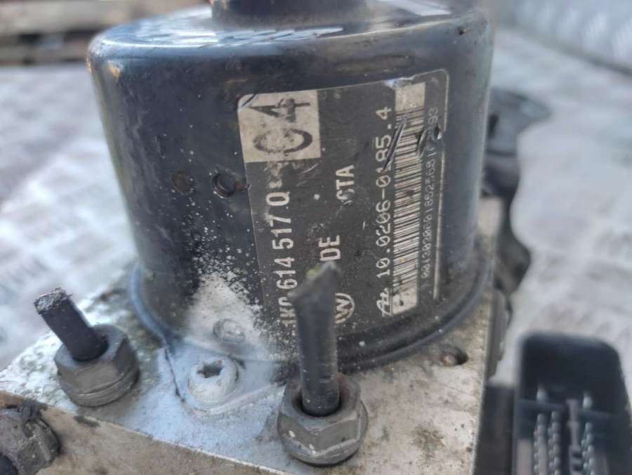 Блок АБС (ABS) Skoda Octavia A5 2006г. | Фото № 4 Блок АБС (ABS) Skoda Octavia A5 2006г. - Фото 4