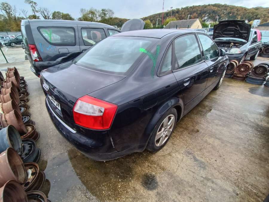 Рычаг передний правый Audi A4 B6 (2000-2006) Седан 2001г. | Фото № 9 Рычаг передний правый Audi A4 B6 (2000-2006) Седан 2001г. - Фото 9