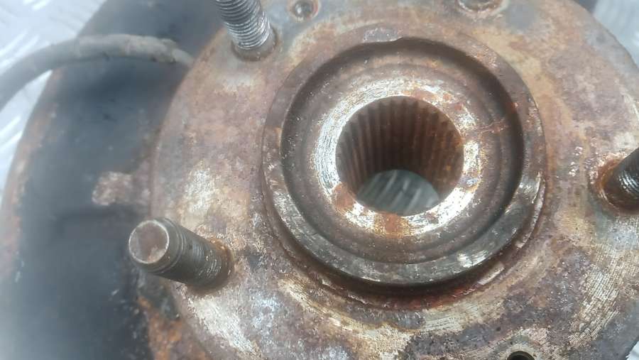 Ступица передняя правая KIA SPORTAGE 3 2010г. | Фото № 6 Ступица передняя правая KIA SPORTAGE 3 2010г. - Фото 6