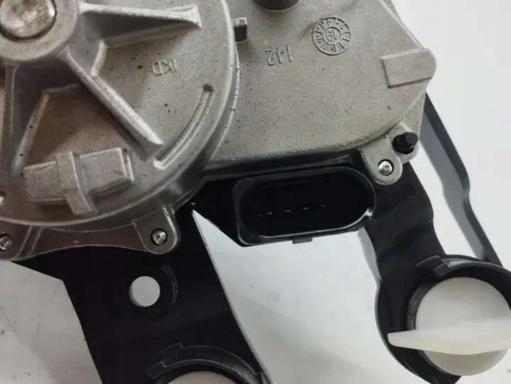 5H0955711A Моторчик стеклоочистителя фар Volkswagen Golf 8 поколение (2019-2024) 2019г. | Фото № 7 5H0955711A Моторчик стеклоочистителя фар Volkswagen Golf 8 поколение (2019-2024) 2019г. - Фото 7