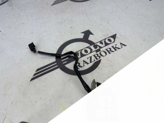 Предохранитель высоковольтный Volvo S80 2015г. | Фото № 2 Предохранитель высоковольтный Volvo S80 2015г. - Фото 2