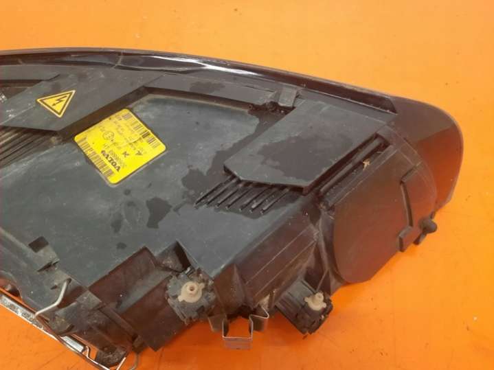 30698889 Фара левая Volvo V50 1 поколение (2003-2010) 2003г. | Фото № 8 30698889 Фара левая Volvo V50 1 поколение (2003-2010) 2003г. - Фото 8