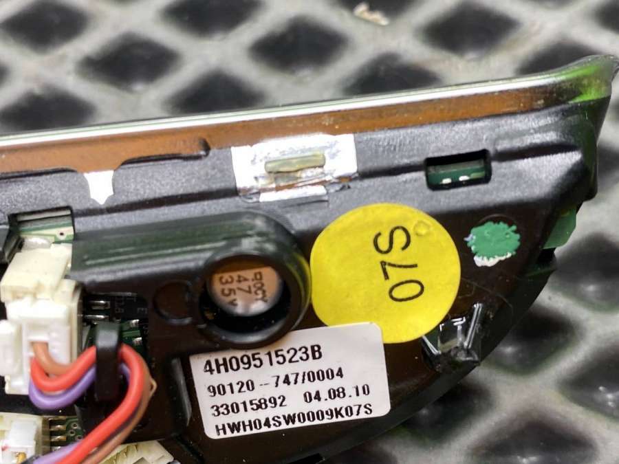 4H0951523B Кнопки управления на руле Audi A8 D4/4H 2012г. | Фото № 5 4H0951523B Кнопки управления на руле Audi A8 D4/4H 2012г. - Фото 5