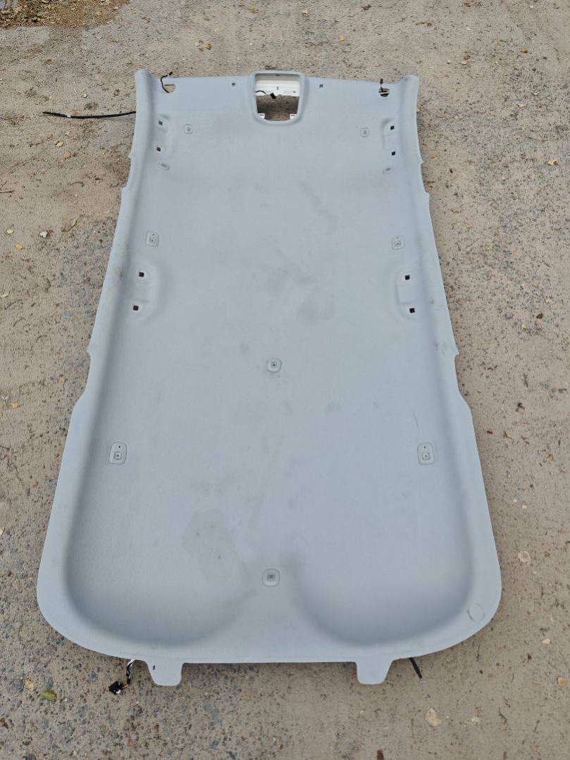 Потолок  Jeep Grand Cherokee 5 2022г. | Фото № 1   Потолок  Jeep Grand Cherokee 5 2022г. - Фото 1