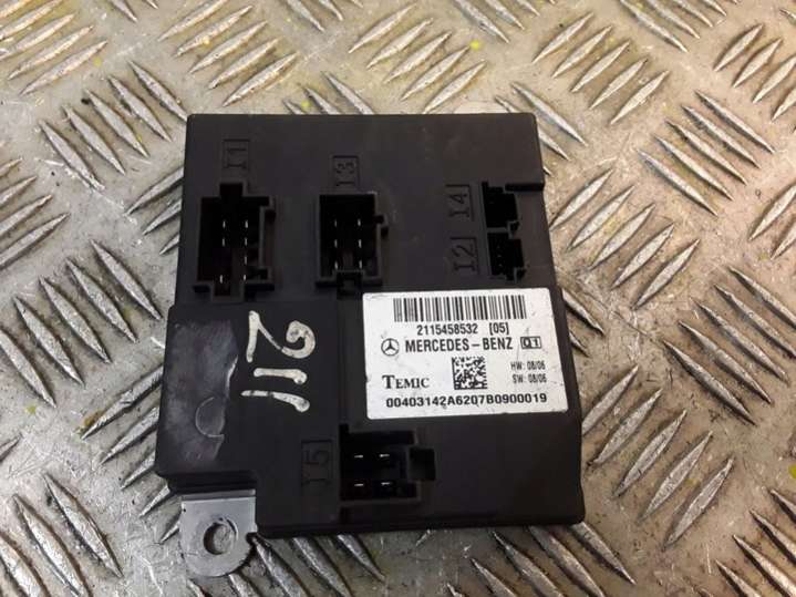 2115458532 Блок предохранителей Mercedes E W211/S211 (2002-2006) 2002г. | Фото № 1 2115458532 Блок предохранителей Mercedes E W211/S211 (2002-2006) 2002г. - Фото 1