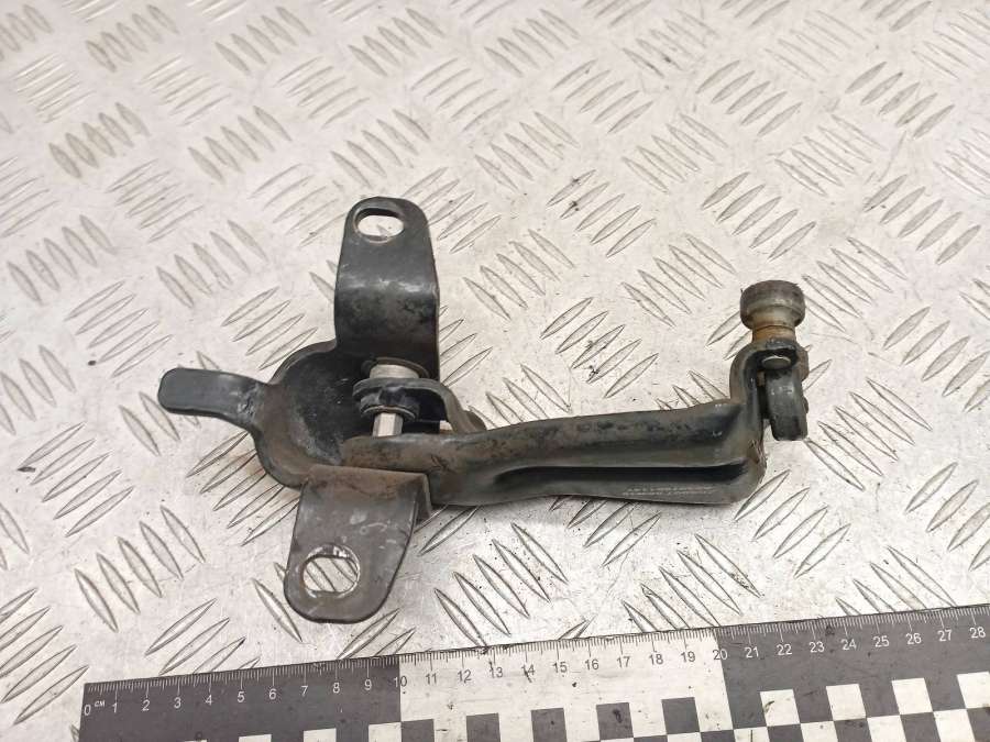 A6397601147 Ролик двери сдвижной  Mercedes-Benz Viano W639 2013г. | Фото № 3  A6397601147 Ролик двери сдвижной  Mercedes-Benz Viano W639 2013г. - Фото 3