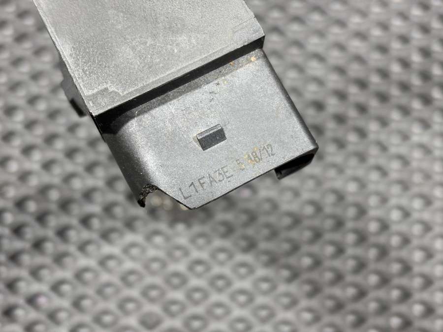 07C905715AL1FA3E Катушка зажигания  Audi A8 D3/4E 2006г. | Фото № 5  07C905715AL1FA3E Катушка зажигания  Audi A8 D3/4E 2006г. - Фото 5