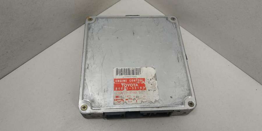 89661-32193175000-3730 Блок управления двигателем  Toyota Camry V20 1989г. | Фото № 1  89661-32193175000-3730 Блок управления двигателем  Toyota Camry V20 1989г. - Фото 1
