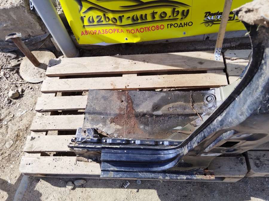 Стойка кузовная передняя правая Volkswagen Polo Хэтчбэк 3 дв. 2002г. | Фото № 3 Стойка кузовная передняя правая Volkswagen Polo Хэтчбэк 3 дв. 2002г. - Фото 3