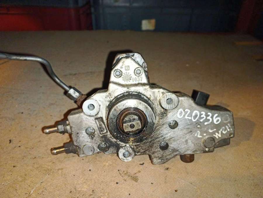 A6460700401 0445010143 ТНВД Mercedes E W211 2005г. | Фото № 1 A6460700401 0445010143 ТНВД Mercedes E W211 2005г. - Фото 1