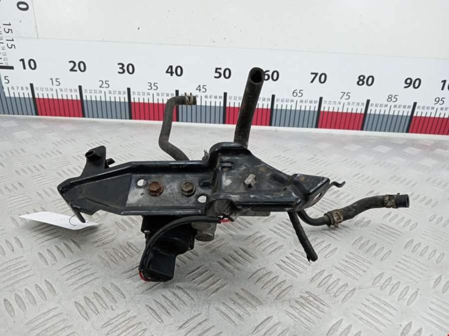 4727047010 Цилиндр тормозной главный Toyota Prius 2 (XW20) (2003-2009) Хетчбэк 5дв. 2008г. | Фото № 3 4727047010 Цилиндр тормозной главный Toyota Prius 2 (XW20) (2003-2009) Хетчбэк 5дв. 2008г. - Фото 3