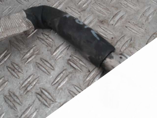 Трубка кондиционера BMW 3 E36 (1991 - 1998) Хэтчбек (3-дв) 1997г. | Фото № 2 Трубка кондиционера BMW 3 E36 (1991 - 1998) Хэтчбек (3-дв) 1997г. - Фото 2