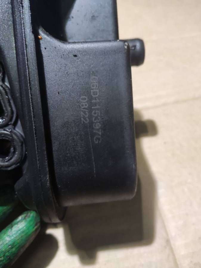 06D115397 Корпус масляного фильтра Audi A3 8P 2005г. | Фото № 5 06D115397 Корпус масляного фильтра Audi A3 8P 2005г. - Фото 5