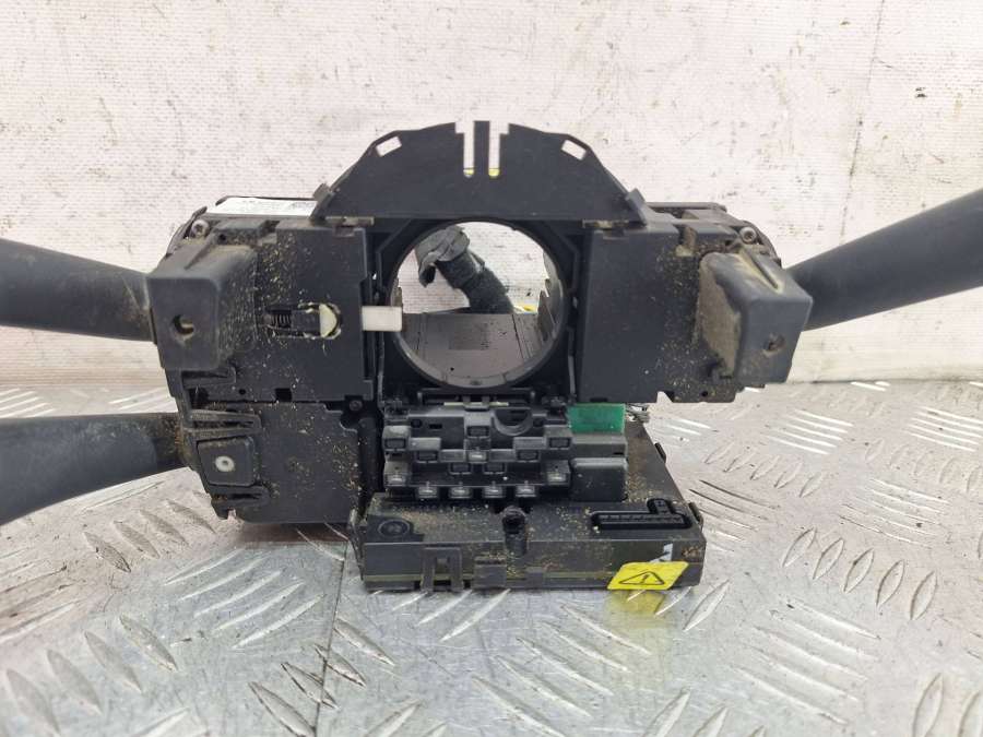 3C0953549A3C5953507B3C5953513B Переключатель подрулевой (стрекоза)  Volkswagen Passat B6 2007г. | Фото № 2  3C0953549A3C5953507B3C5953513B Переключатель подрулевой (стрекоза)  Volkswagen Passat B6 2007г. - Фото 2