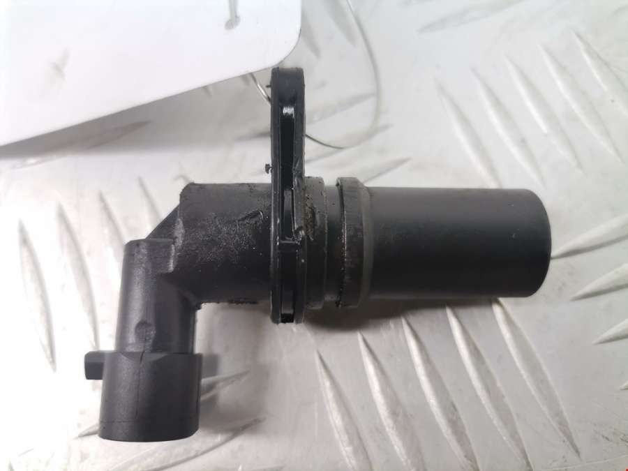 Датчик коленвала Opel Astra H (2004-2014) Хетчбэк 3дв. 2005г. | Фото № 2 Датчик коленвала Opel Astra H (2004-2014) Хетчбэк 3дв. 2005г. - Фото 2